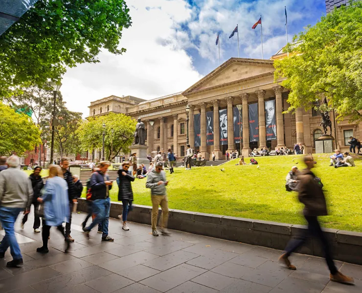 Pedestrians in front of the State Library