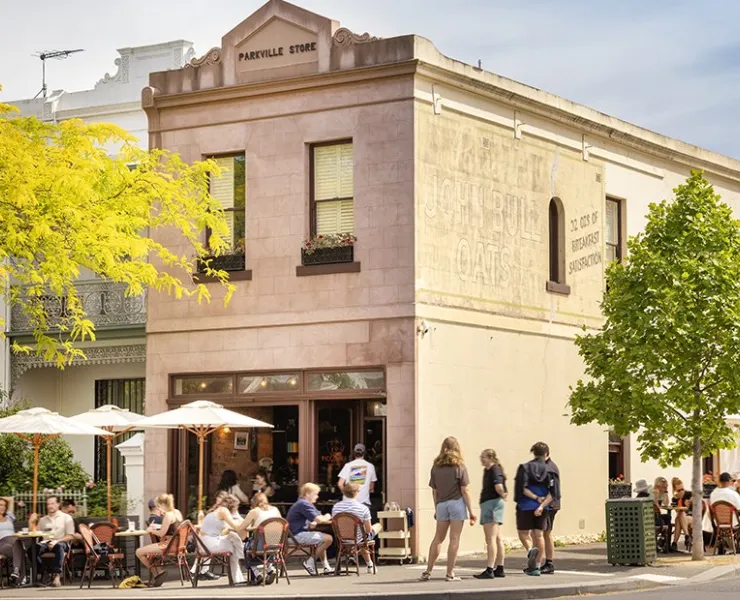 People dining at an outdoor restaurant